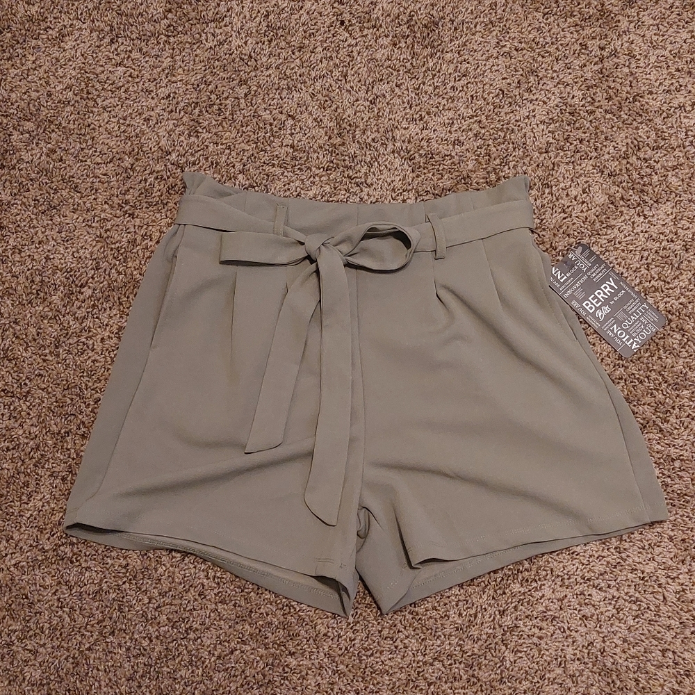 Brand new women Olive green casual shorts